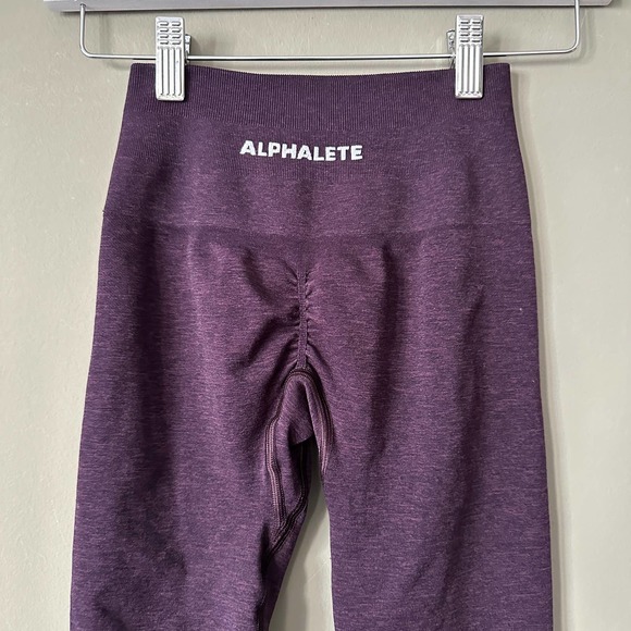 Alphalete Amplify Leggings XS Black Cherry - Picture 4 of 6